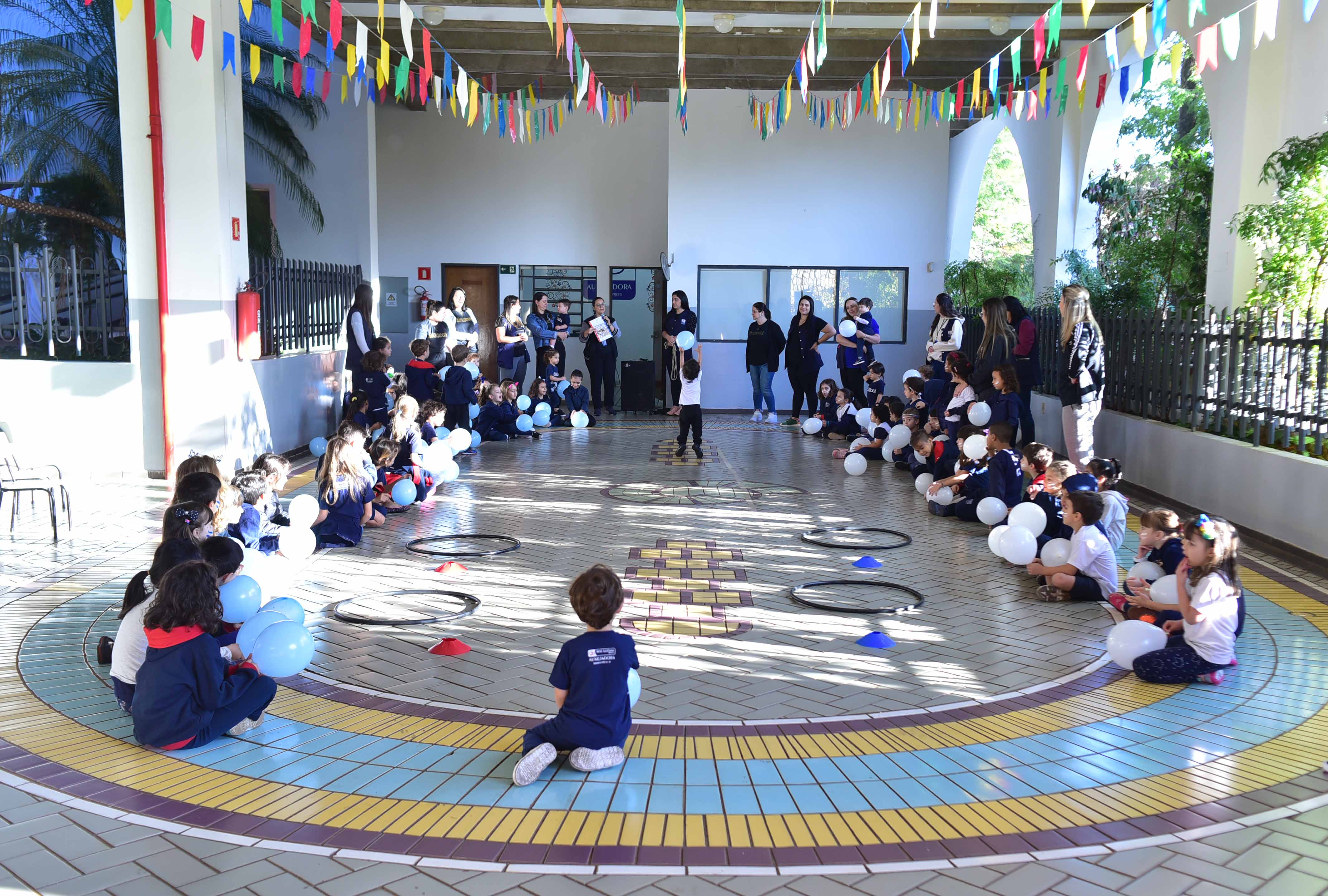 Álbum de fotos - Gincaninha da Educação Infantil